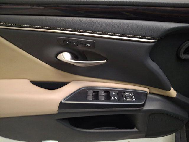 used 2020 Lexus ES 300h car, priced at $32,100