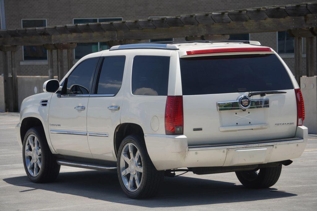 used 2008 Cadillac Escalade car, priced at $6,995