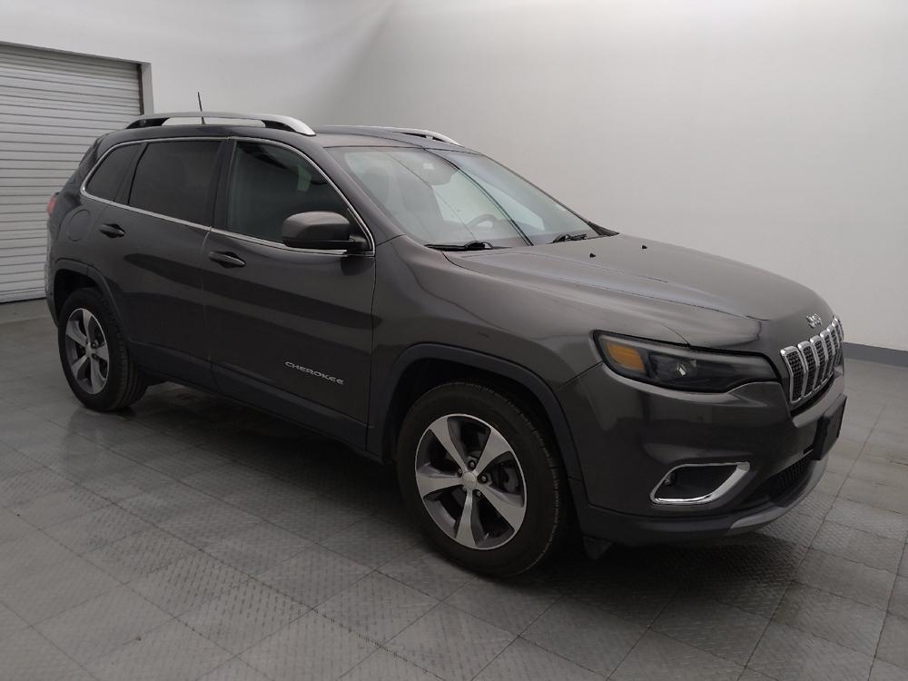 used 2019 Jeep Cherokee car, priced at $18,095