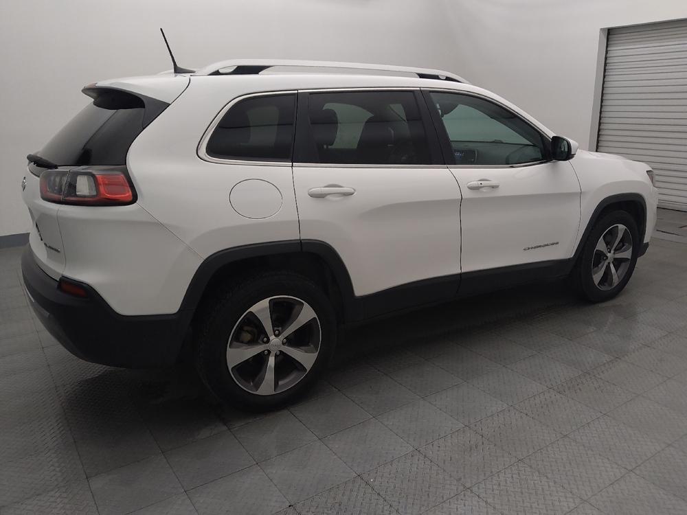 used 2020 Jeep Cherokee car, priced at $18,195