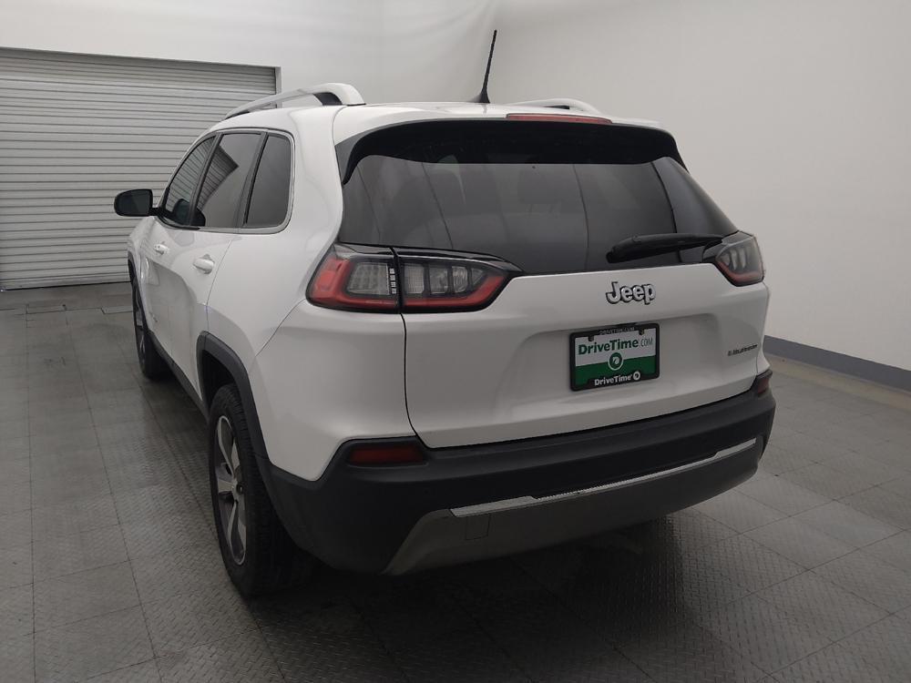 used 2020 Jeep Cherokee car, priced at $18,195