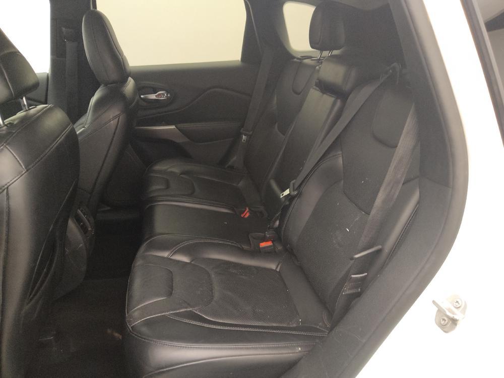 used 2020 Jeep Cherokee car, priced at $18,195