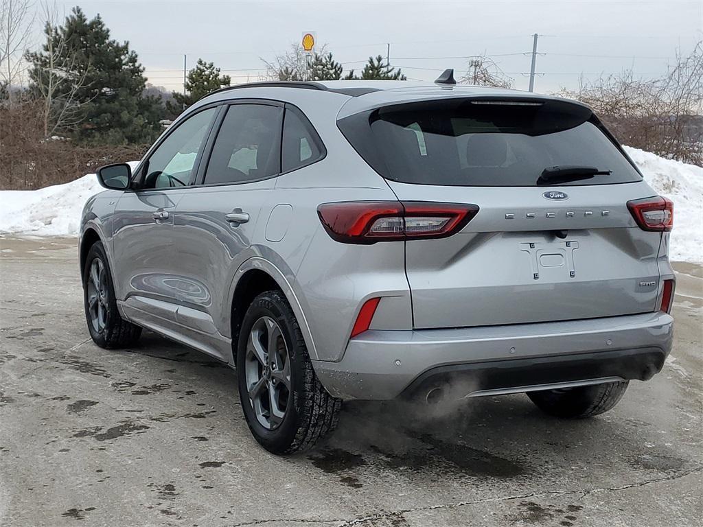 used 2024 Ford Escape car, priced at $19,300