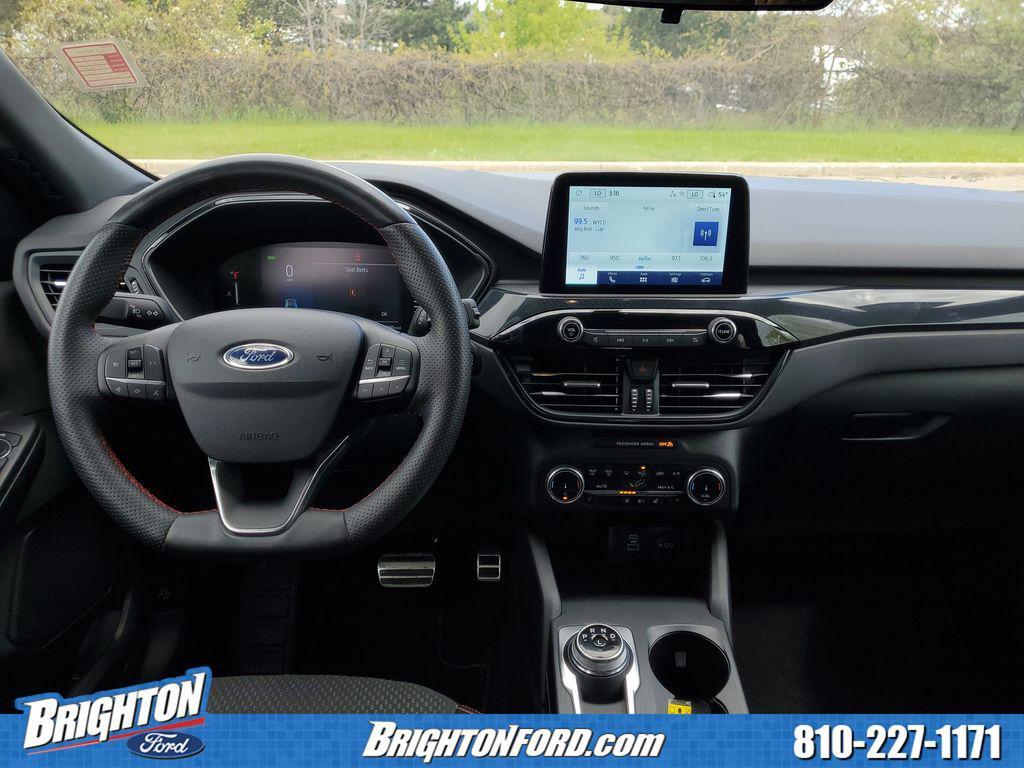 used 2023 Ford Escape car, priced at $25,080