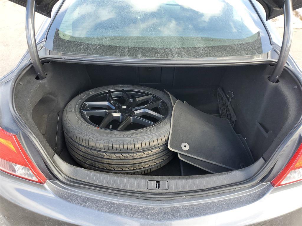 used 2011 Buick Regal car, priced at $3,600