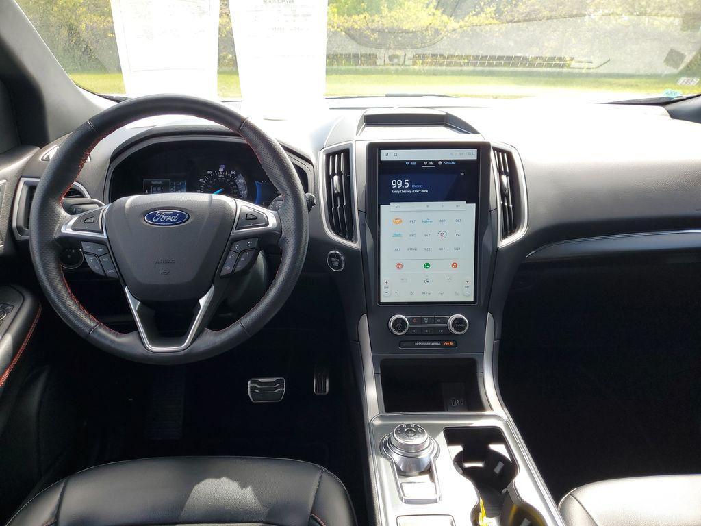 used 2023 Ford Edge car, priced at $28,980