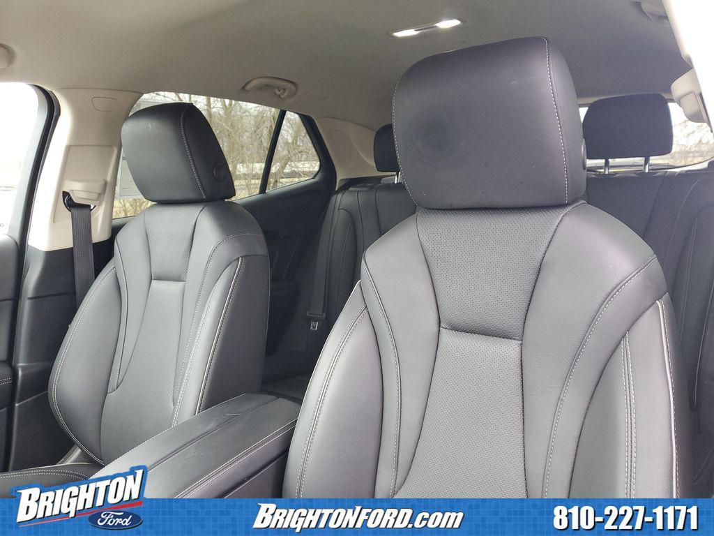 used 2023 Buick Envision car, priced at $27,280