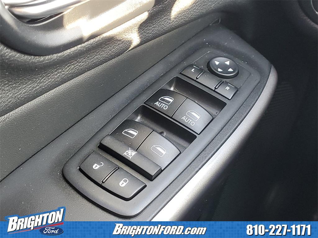 used 2019 Jeep Cherokee car, priced at $15,400