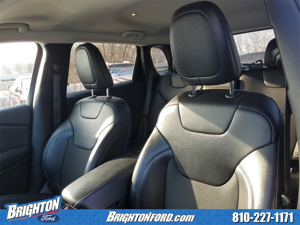 used 2019 Jeep Cherokee car, priced at $15,400