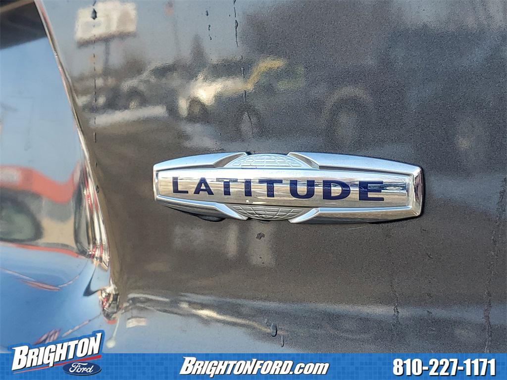 used 2019 Jeep Cherokee car, priced at $15,400