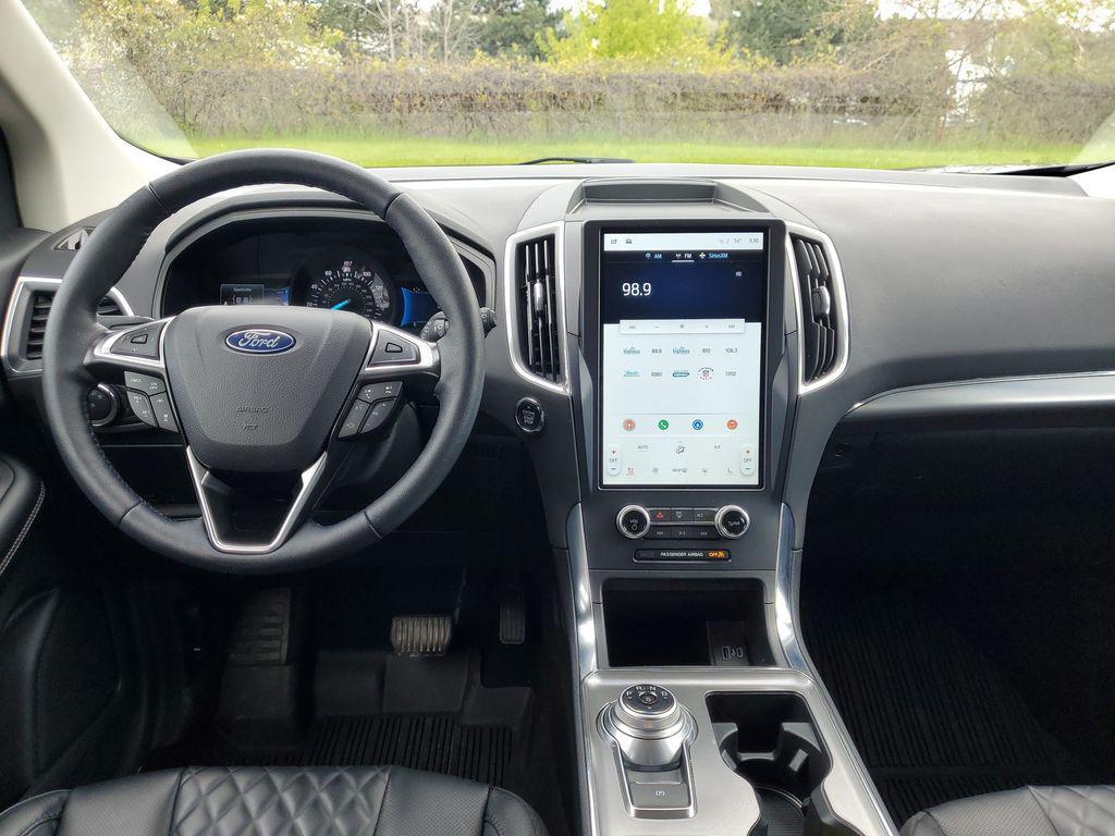 used 2023 Ford Edge car, priced at $28,980