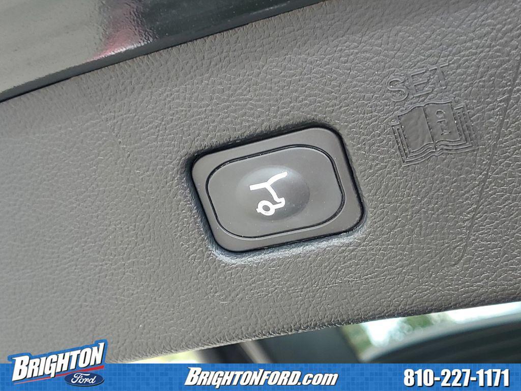 used 2023 Ford Edge car, priced at $30,080