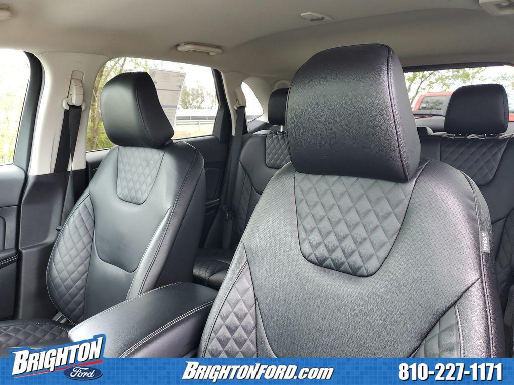 used 2023 Ford Edge car, priced at $30,080