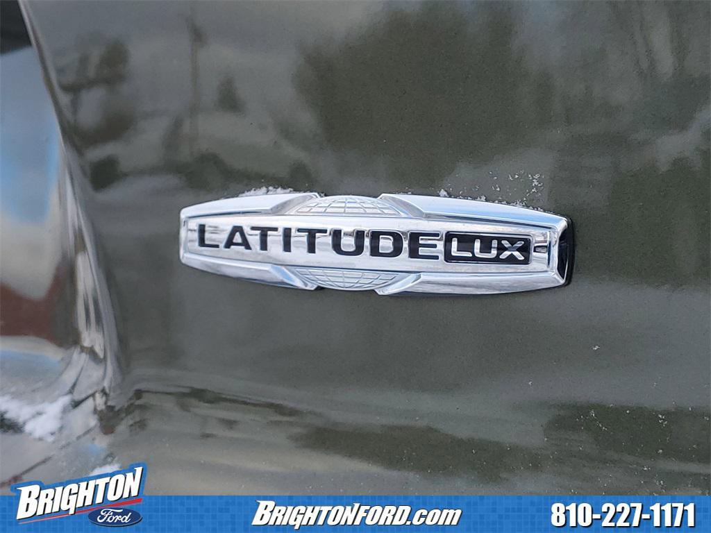 used 2021 Jeep Cherokee car, priced at $18,300