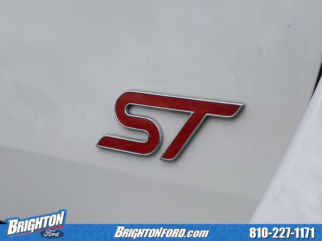 used 2024 Ford Explorer car, priced at $43,580