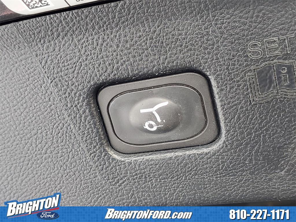 used 2019 Ford Edge car, priced at $13,900