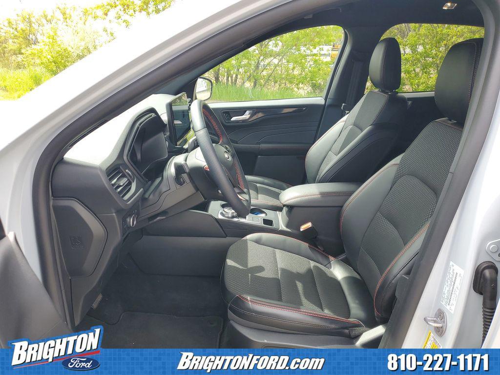 used 2025 Ford Escape car, priced at $26,380