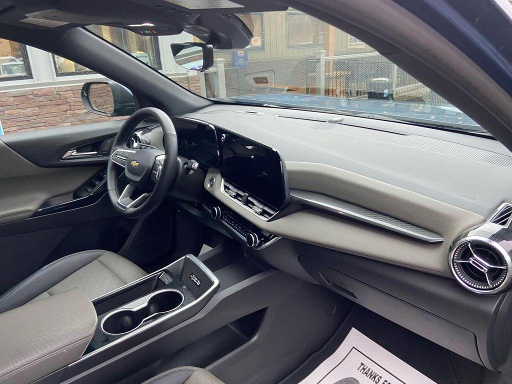 used 2025 Chevrolet Equinox car, priced at $26,975