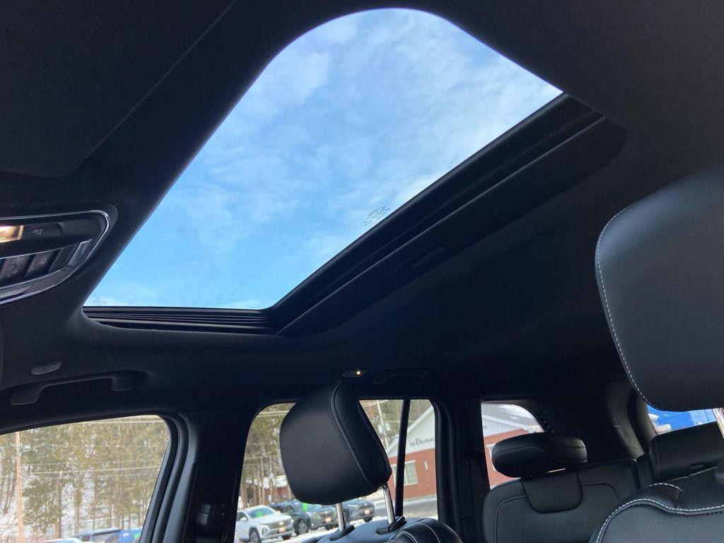 used 2023 Jeep Grand Cherokee car, priced at $34,975