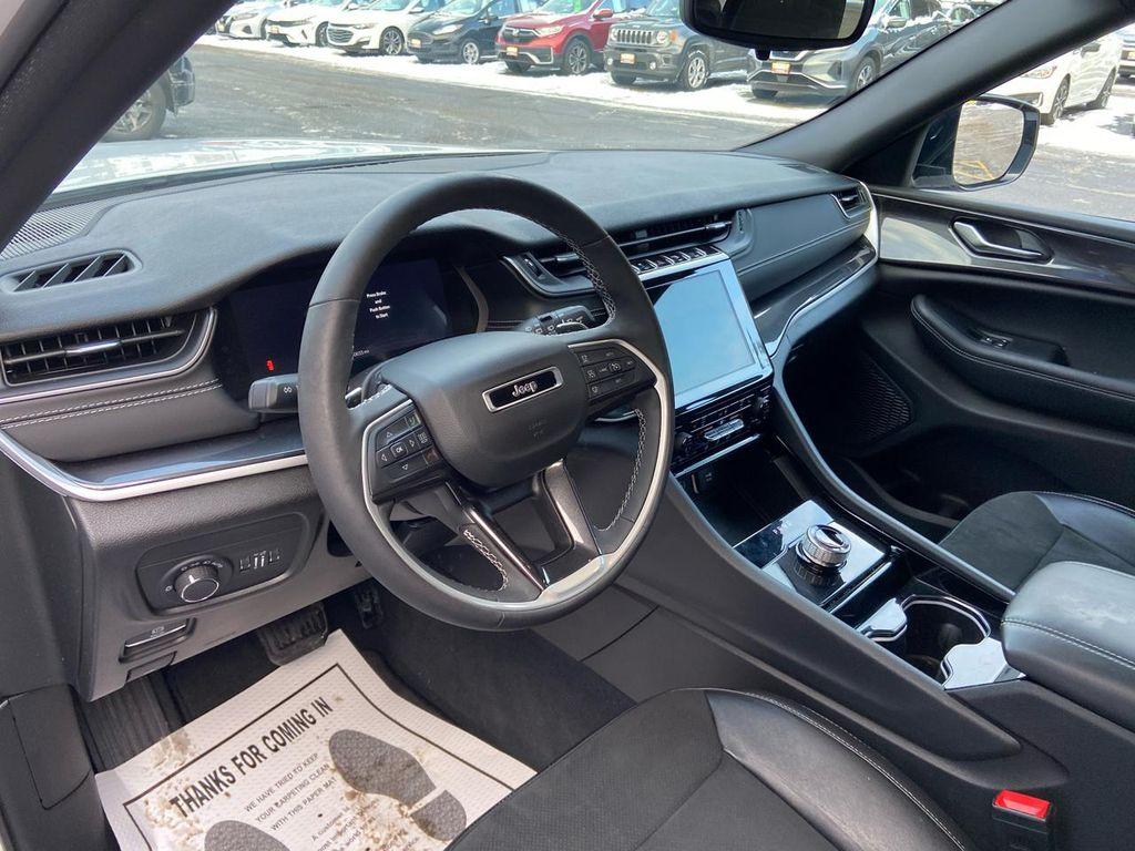 used 2023 Jeep Grand Cherokee car, priced at $34,975