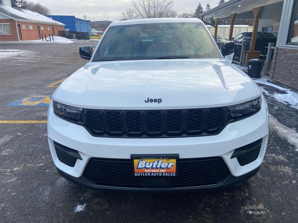 used 2023 Jeep Grand Cherokee car, priced at $34,975