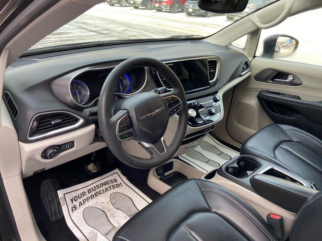 used 2023 Chrysler Pacifica car, priced at $25,975