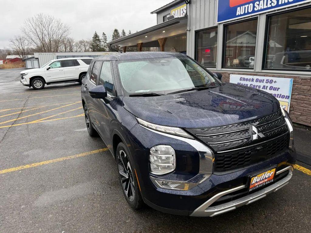 used 2023 Mitsubishi Outlander car, priced at $22,975