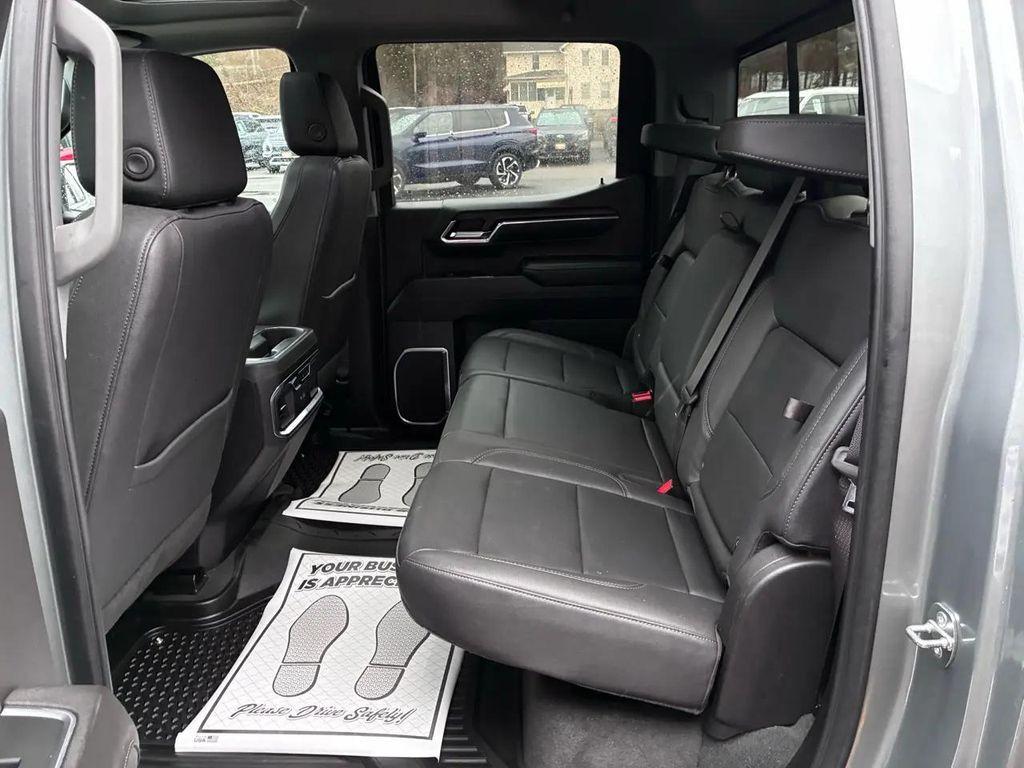 used 2023 GMC Sierra 1500 car, priced at $46,975