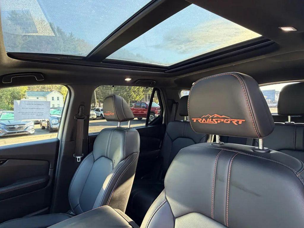 used 2025 Honda Pilot car, priced at $45,975