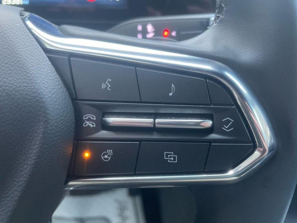 used 2025 Chevrolet Equinox car, priced at $27,975