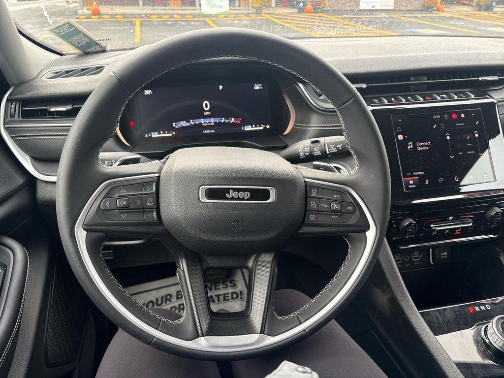 used 2023 Jeep Grand Cherokee car, priced at $32,975