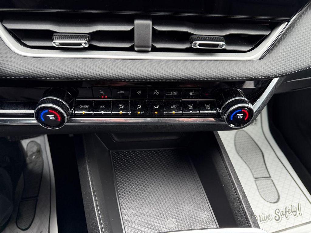 used 2025 Chevrolet Equinox car, priced at $28,475