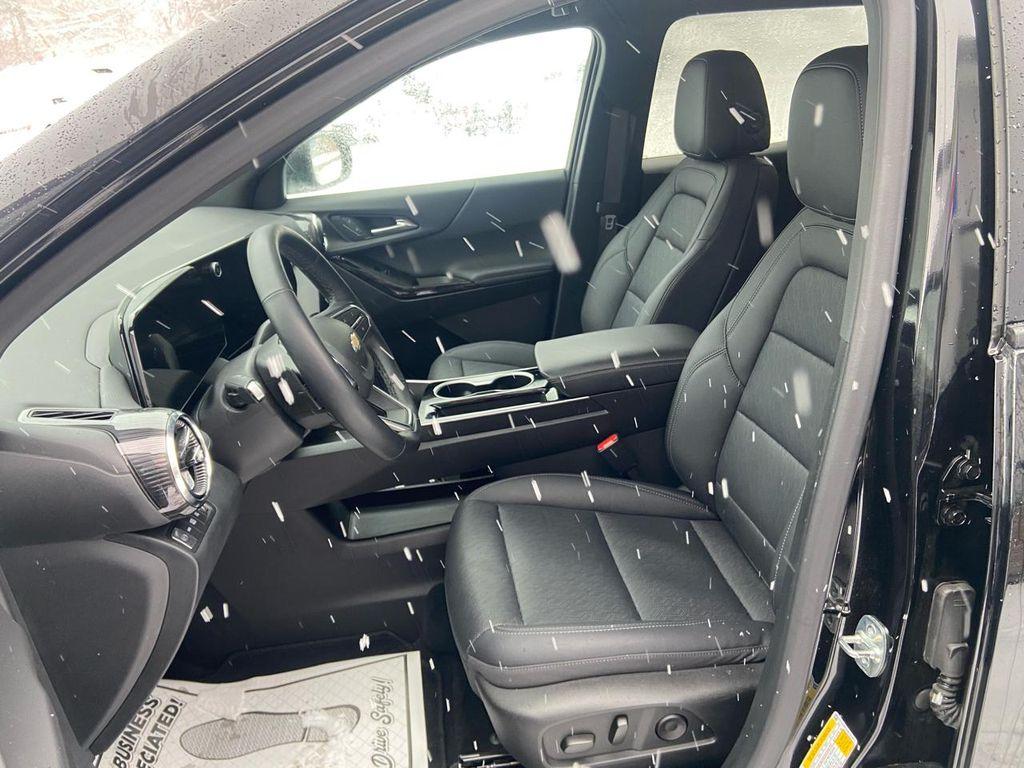 used 2025 Chevrolet Equinox car, priced at $28,475