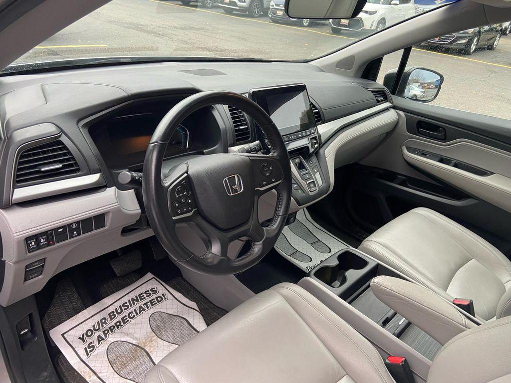 used 2024 Honda Odyssey car, priced at $35,975