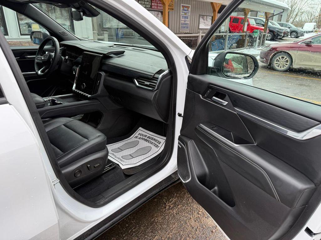 used 2025 GMC Acadia car, priced at $39,975