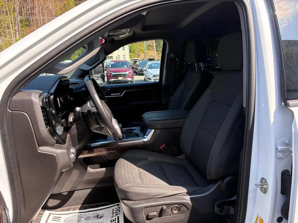 used 2023 GMC Sierra 1500 car, priced at $44,975