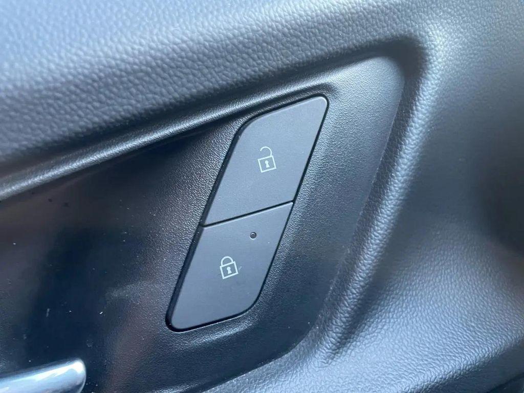 used 2025 Chevrolet Equinox car, priced at $27,475