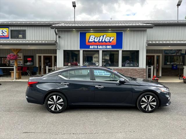 used 2022 Nissan Altima car, priced at $17,975