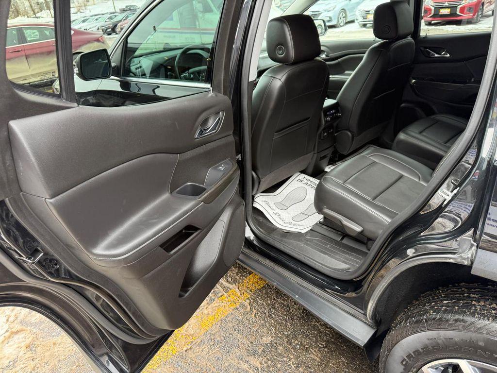 used 2022 GMC Acadia car, priced at $28,975