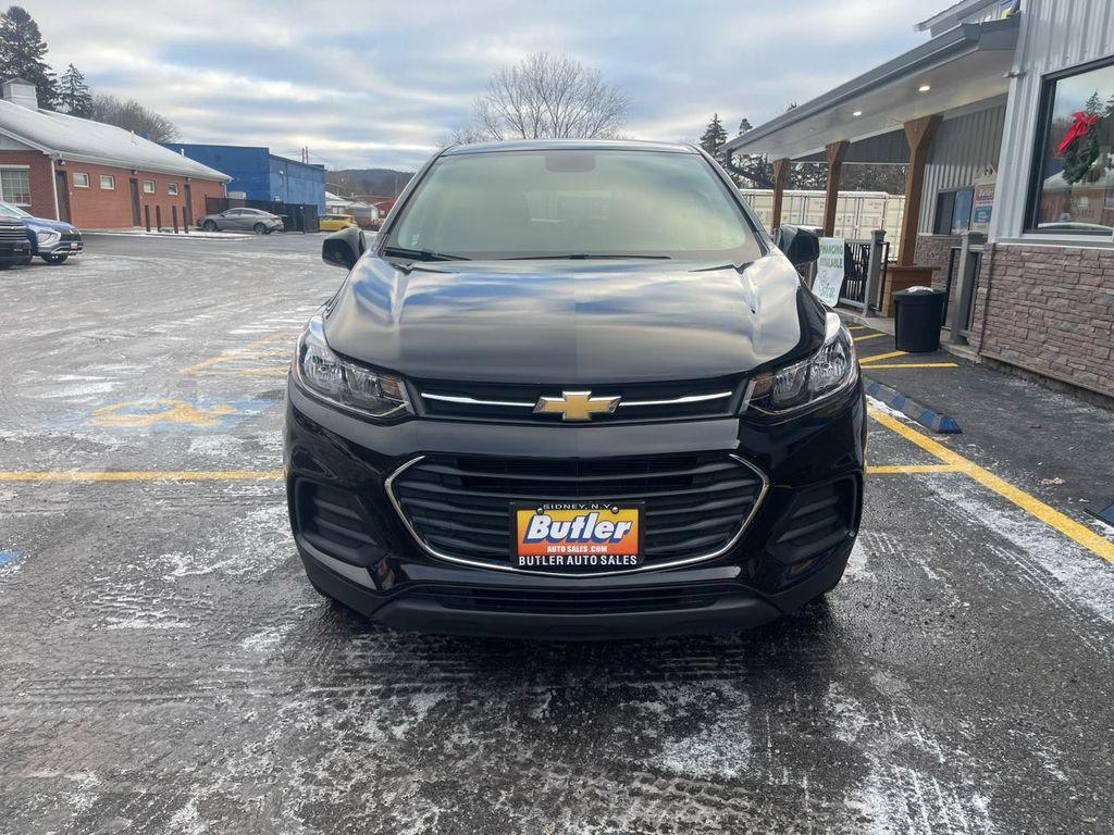 used 2022 Chevrolet Trax car, priced at $18,475