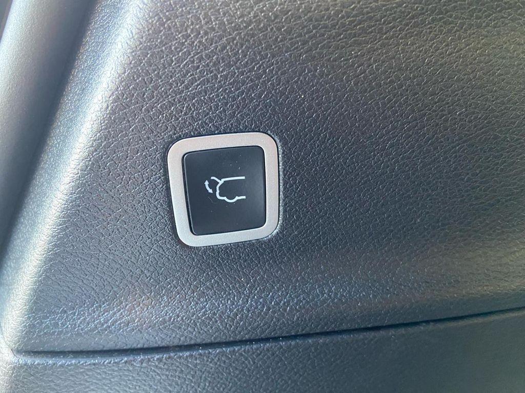 used 2024 Chrysler Pacifica car, priced at $38,975