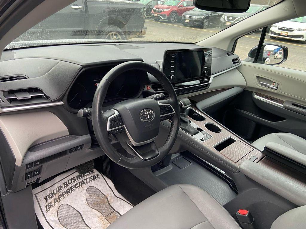 used 2024 Toyota Sienna car, priced at $38,975