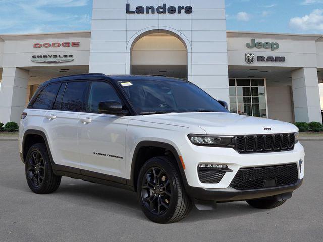 new 2025 Jeep Grand Cherokee car, priced at $50,390
