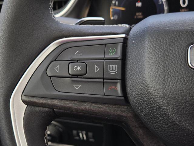 new 2025 Jeep Grand Cherokee car, priced at $50,390