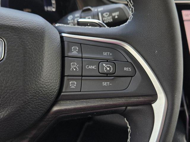 new 2025 Jeep Grand Cherokee car, priced at $50,390