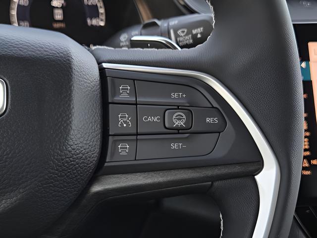 new 2026 Jeep Grand Cherokee car, priced at $49,910