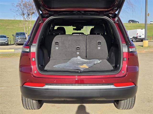 new 2026 Jeep Grand Cherokee car, priced at $49,910