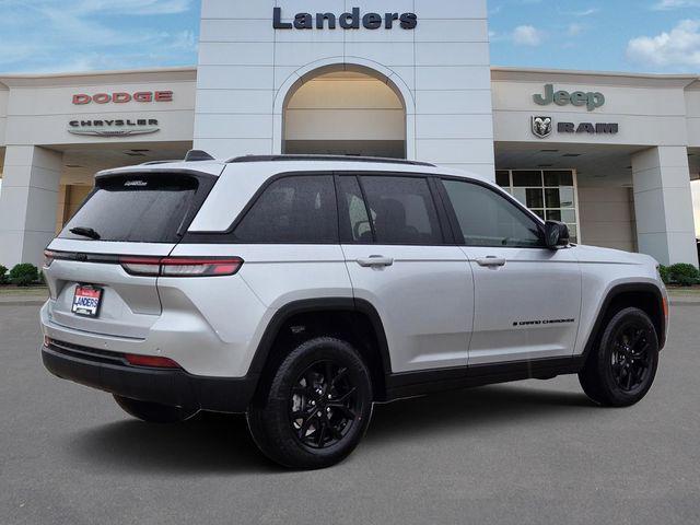 new 2025 Jeep Grand Cherokee car, priced at $43,080