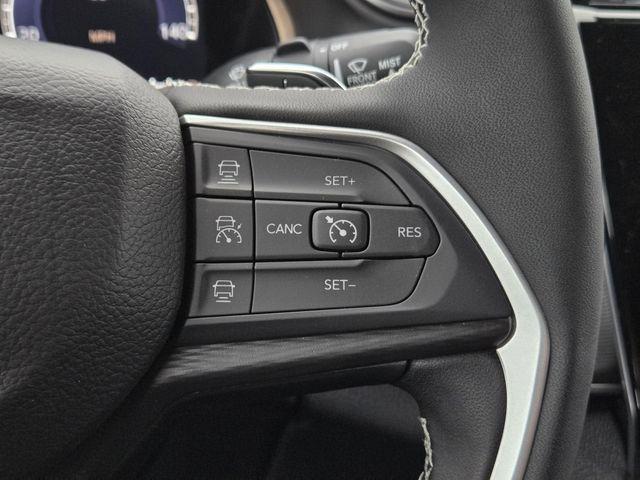 new 2025 Jeep Grand Cherokee car, priced at $43,080