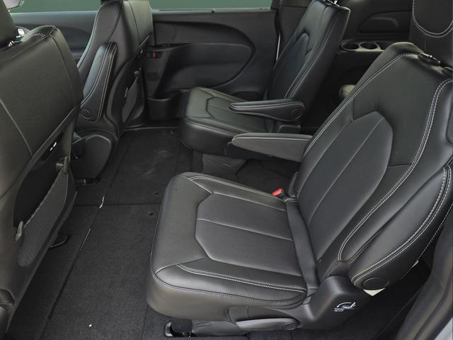 new 2026 Chrysler Pacifica car, priced at $45,940